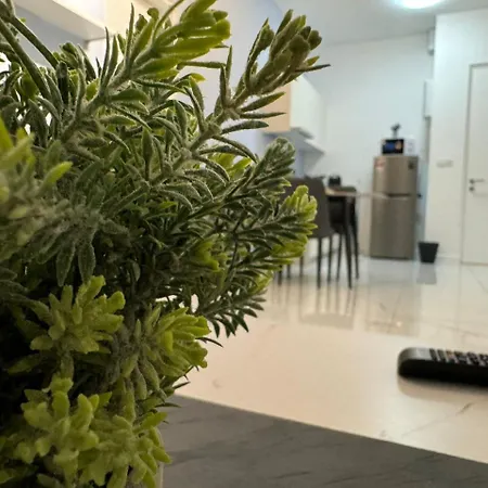 Cubic Botanical Suite Mid Valley By Hometaric Kuala Lumpur Room photo