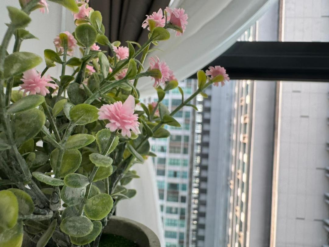 Apartment Cubic Botanical Mid Valley By Hometaric